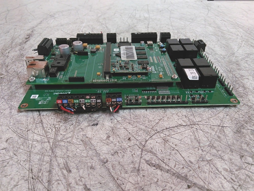 Defective Linear 235963 REV X2 Controller w/ Linear 235966 Base Board AS-IS