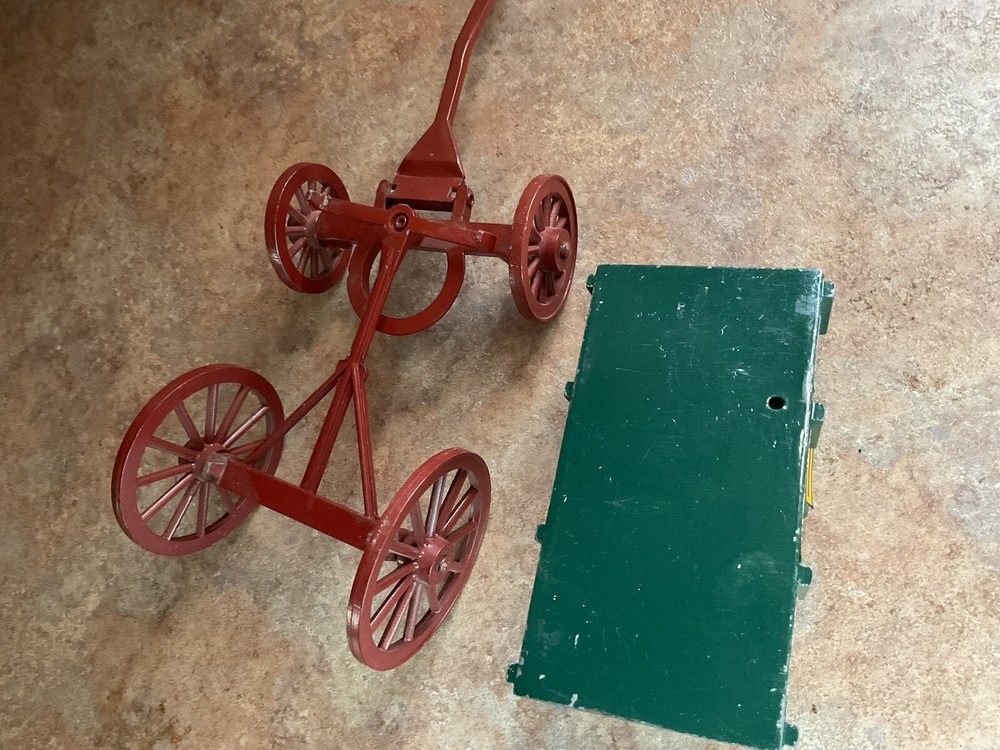 Rare Metal John Deere Buckboard Wagon -advertisement