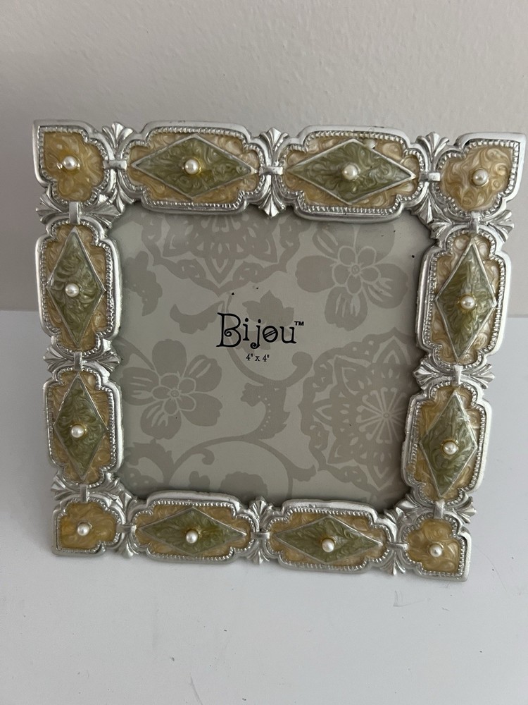 Jewelled BIJEU BAEUTIFUL PICTURE FRAME