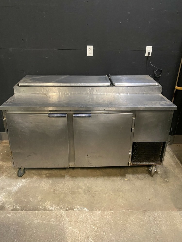 beverage air 67" pizza station