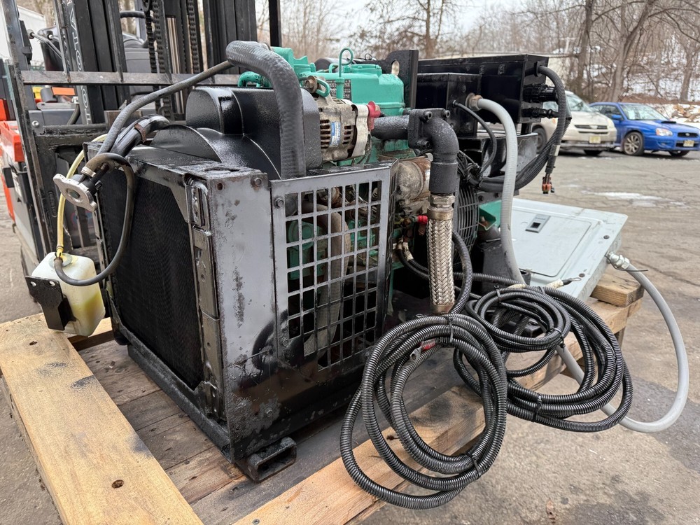 Cummins Onan generator CMSD 6000 6KW 3012 hours