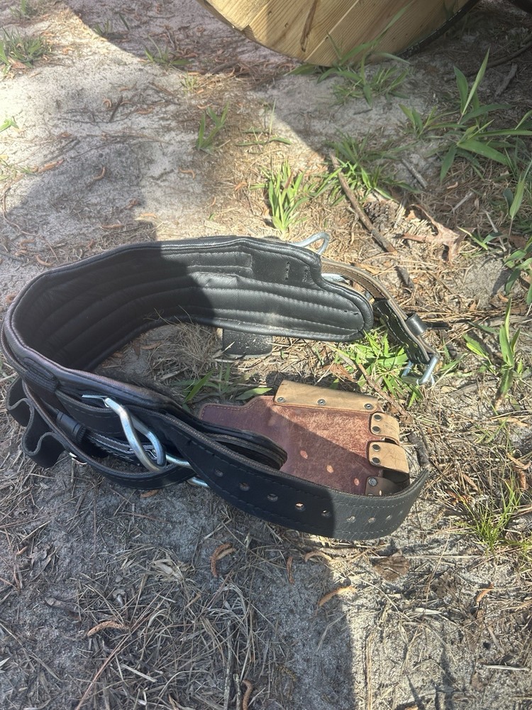 Lineman Climbing Belt And Hooks