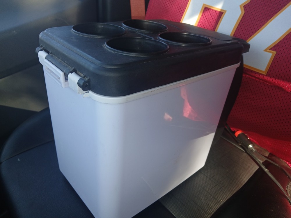 small cooler for vehicle.. cool /warm switch works great!