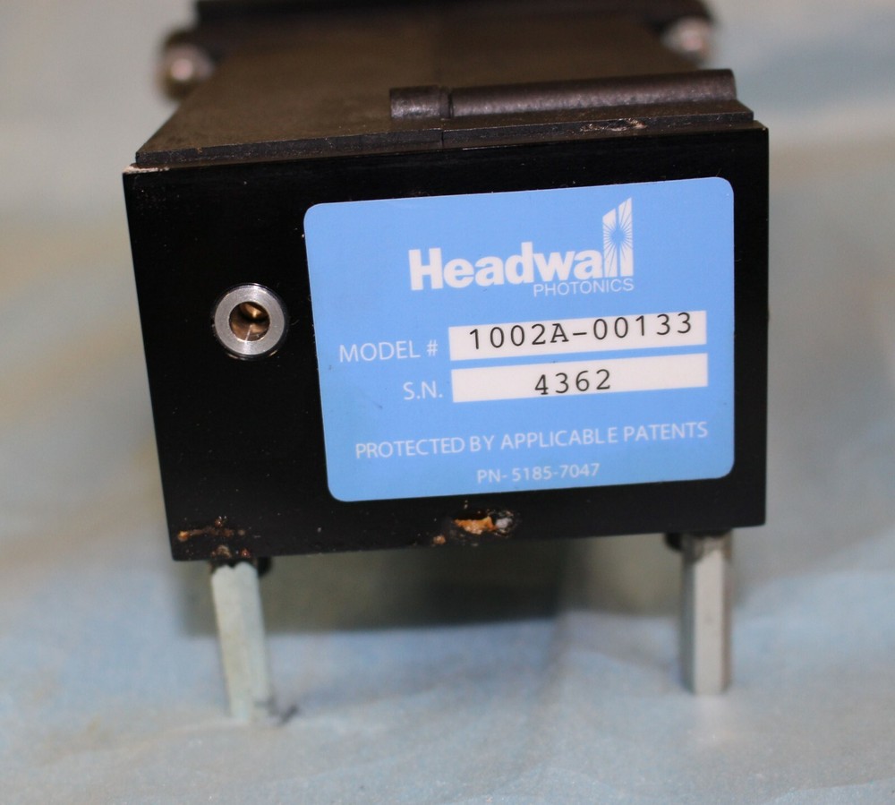 Headwall Head Wall Photonics 1002A-00133 with light source