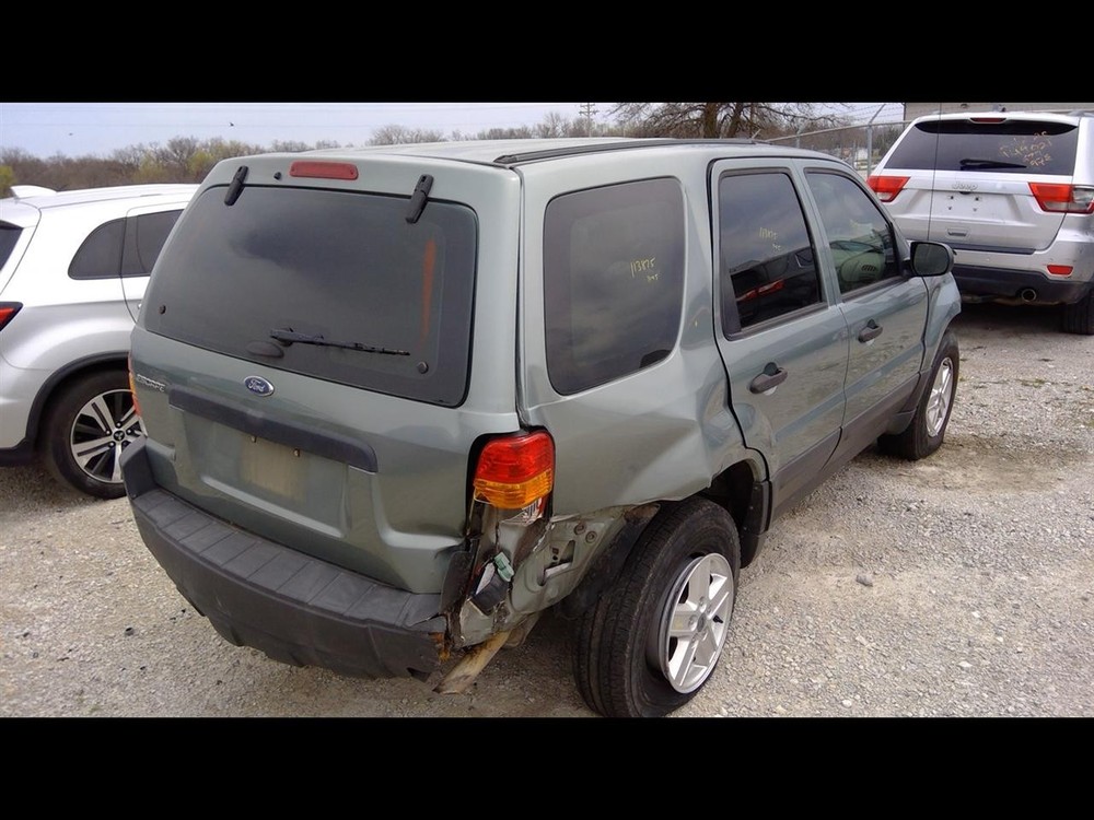 Front Left Steering Knuckle fits 2005 Ford Escape Front Left Grade A