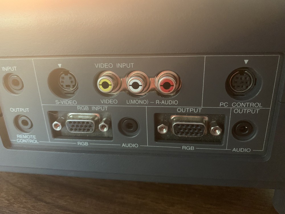 TC78 Used Nec Technologies Multi Sync LT100 Portable Projector Works great!