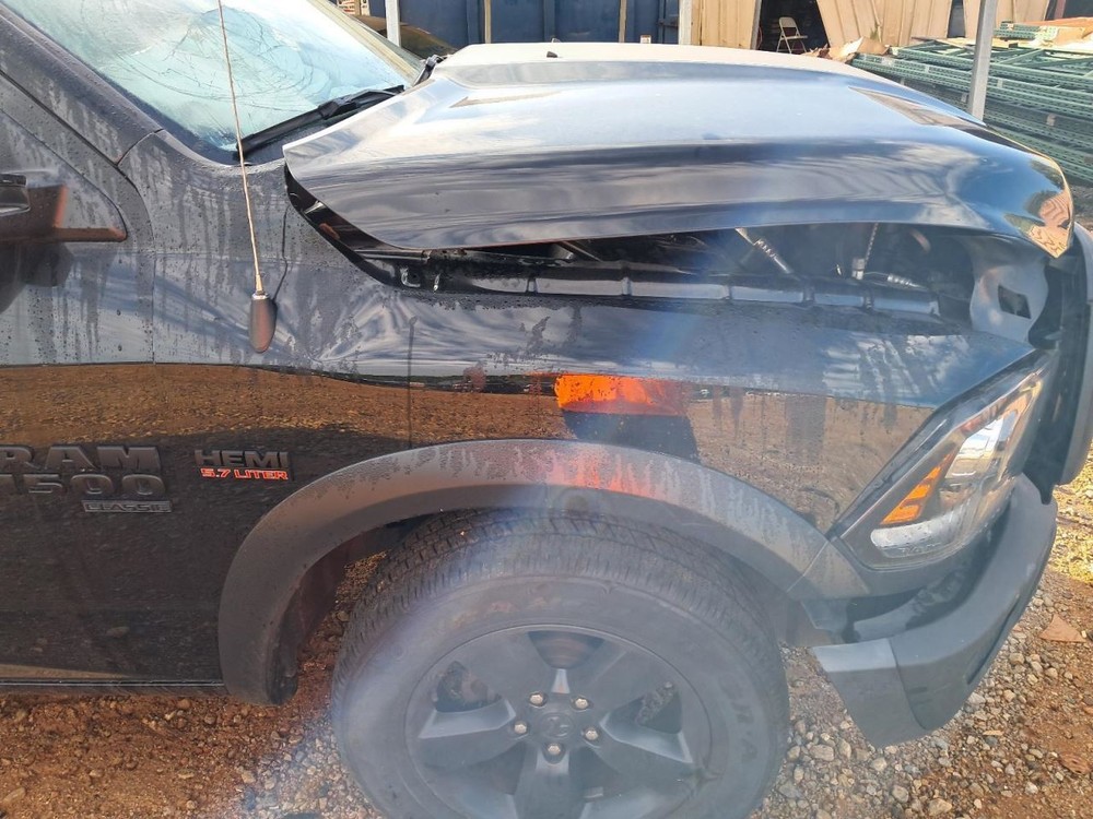 TDODR1500 2019 Glove Box 4735909