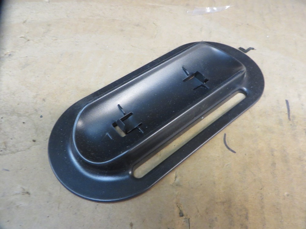 VERIZON ROUTER PLASTIC BASE / BRACKET GOOD USED