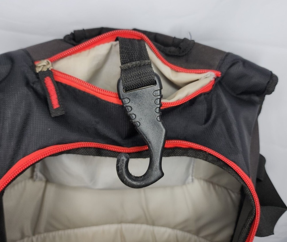 DeMarini Baseball Softball Bat Backpack Bag Black Red Insane Dedication