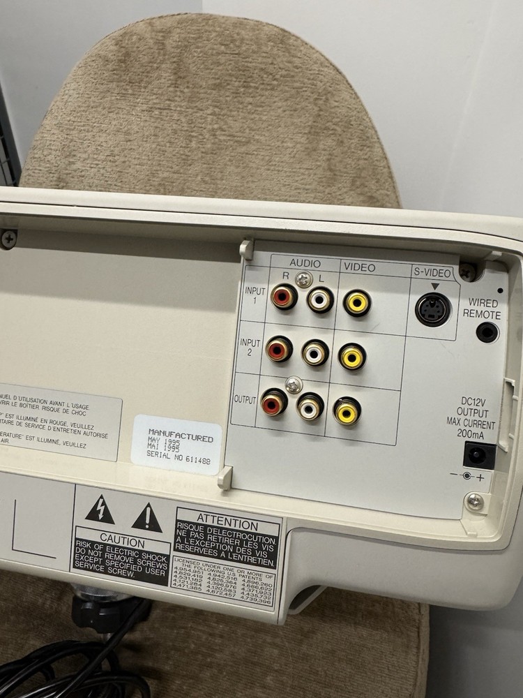 Vintage Sharp XV-H35U LCD Projector