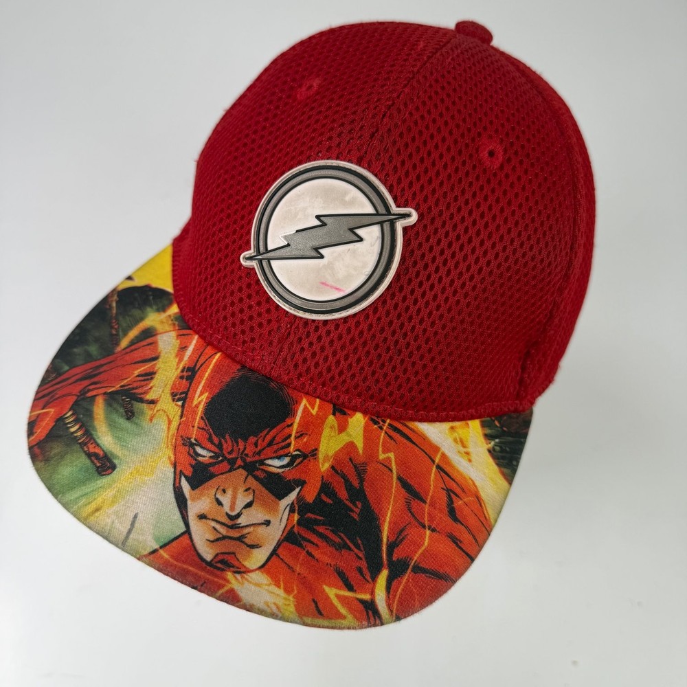 The Flash Hat Boys Red Mesh Snapback Flat Brim Baseball Cap DC Comics