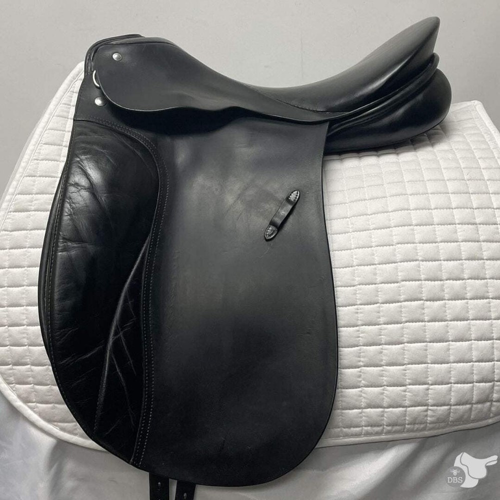 Passier 17.5" M Nicole Grand Gilbert