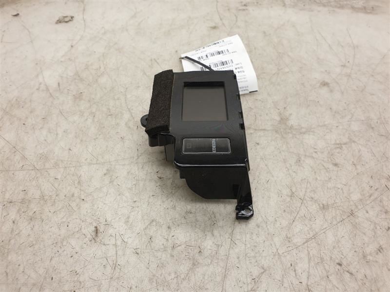 11-14 TOYOTA SIENNA UPPER DASH INFOTAINMENT DISPLAY SCREEN