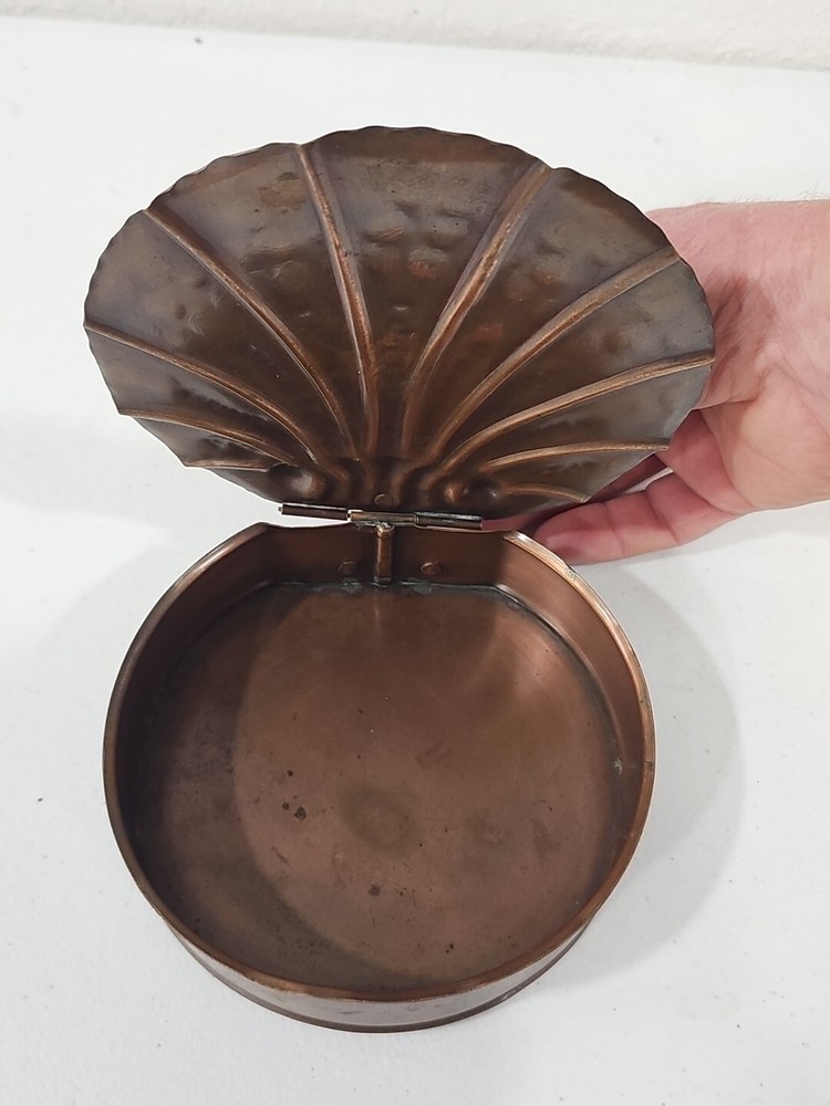 Gregorian Solid Copper Silent Butler Crumb Pan Bowl Hinged Lid Handle USA Made