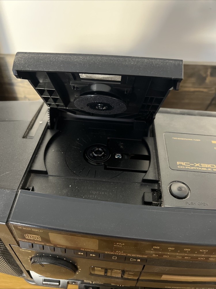 Vintage RC-X310 CD Portable System