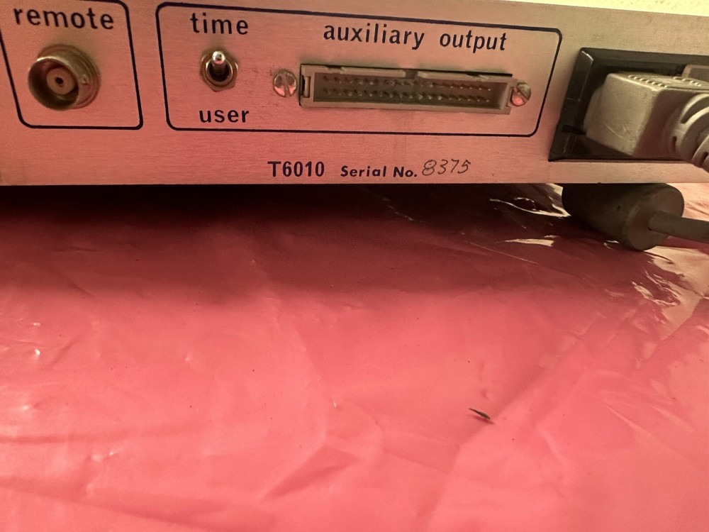 TELCOM RESEARCH T6010 S.M.P.T.E. / E.B.U TIME CODE READER CHARCTER INSERTER