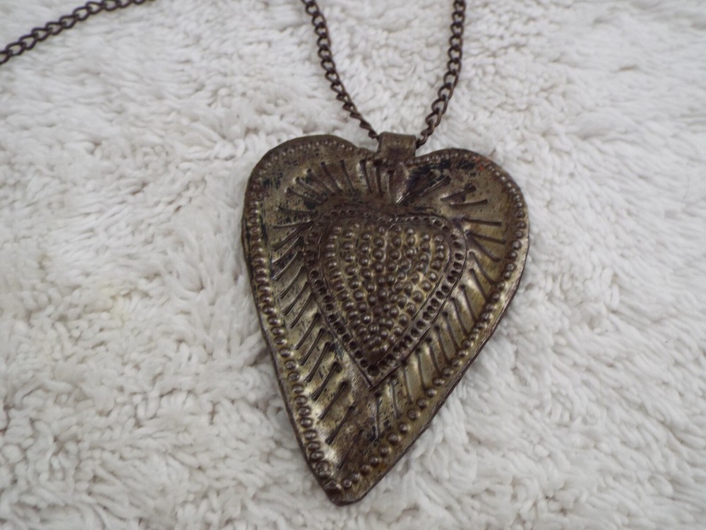 Brasstone Heart Pendant Necklace (C26)
