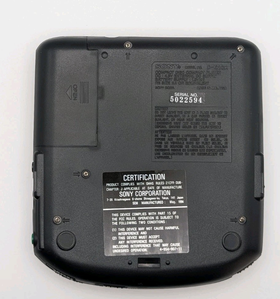 Vintage Sony CD Compacte Player Discman D-132CK Black [Works][IOB]