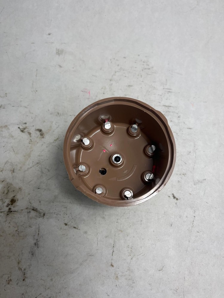 MISC Distributor Cap NOS CARQUEST OEM 24016