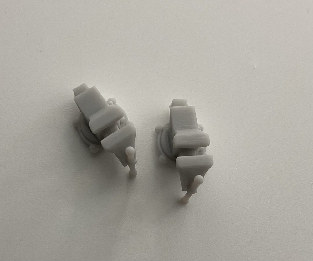 1/25 Scale Bench Vise (2-Pack) – High Detail 3D Printed Resin Workshop Tools