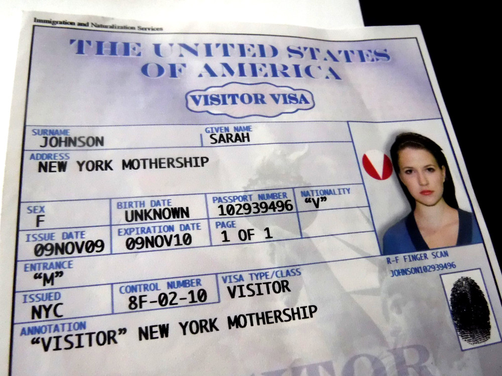 V TV SERIES (2009) 3 PROP VISA SHEETS