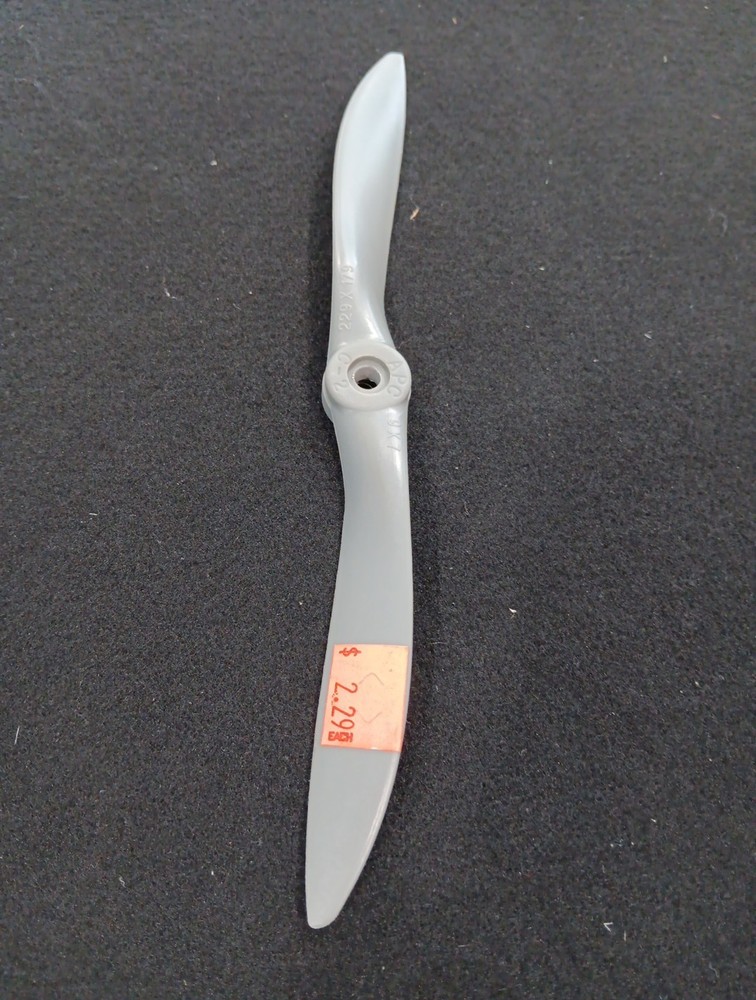 APC C-2 PROPELLER NEW!  9  X 7