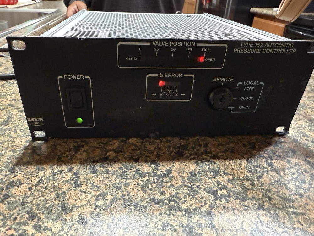 MKS Instruments 152E-PO Automatic Pressure Valve Controller