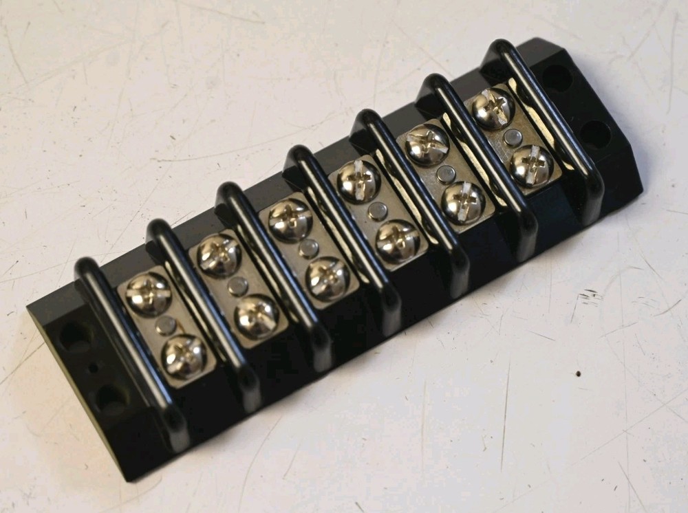 Panel Mount Barrier Terminal Block / 2 Row / 6 Positions