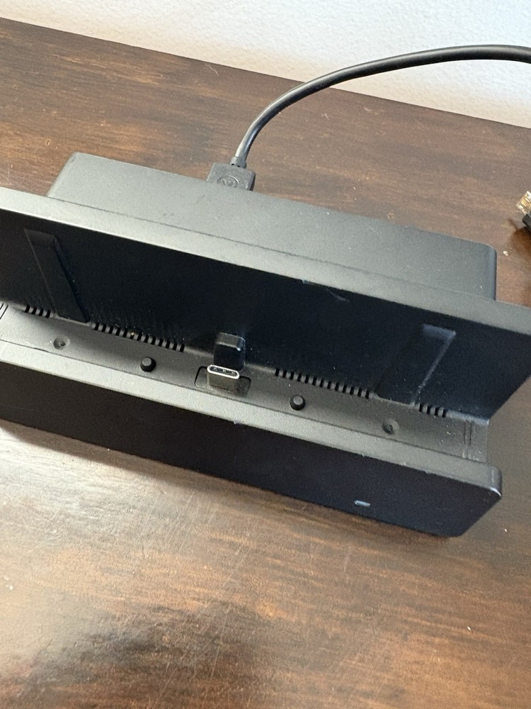 Rocketfish Dock for Nintendo Switch - Free Ship rf-nsdkhu