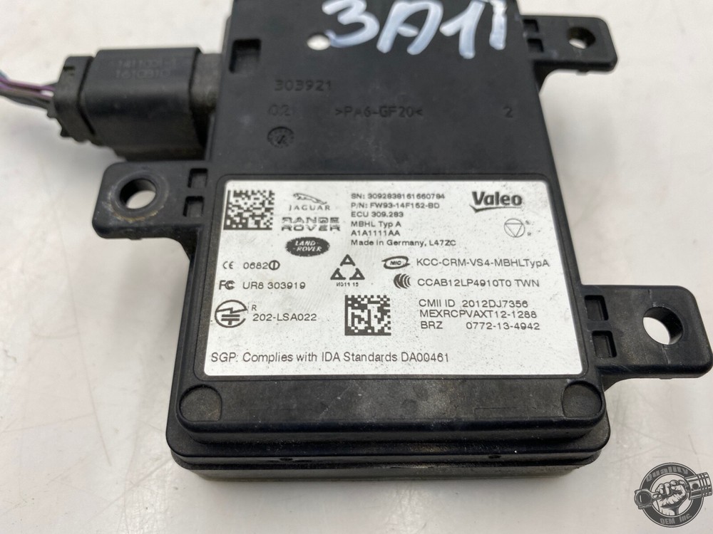 2017-2020 JAGUAR F-PACE REAR LEFT / RIGHT BLIND SPOT SENSOR CONTROL MODULE OEM