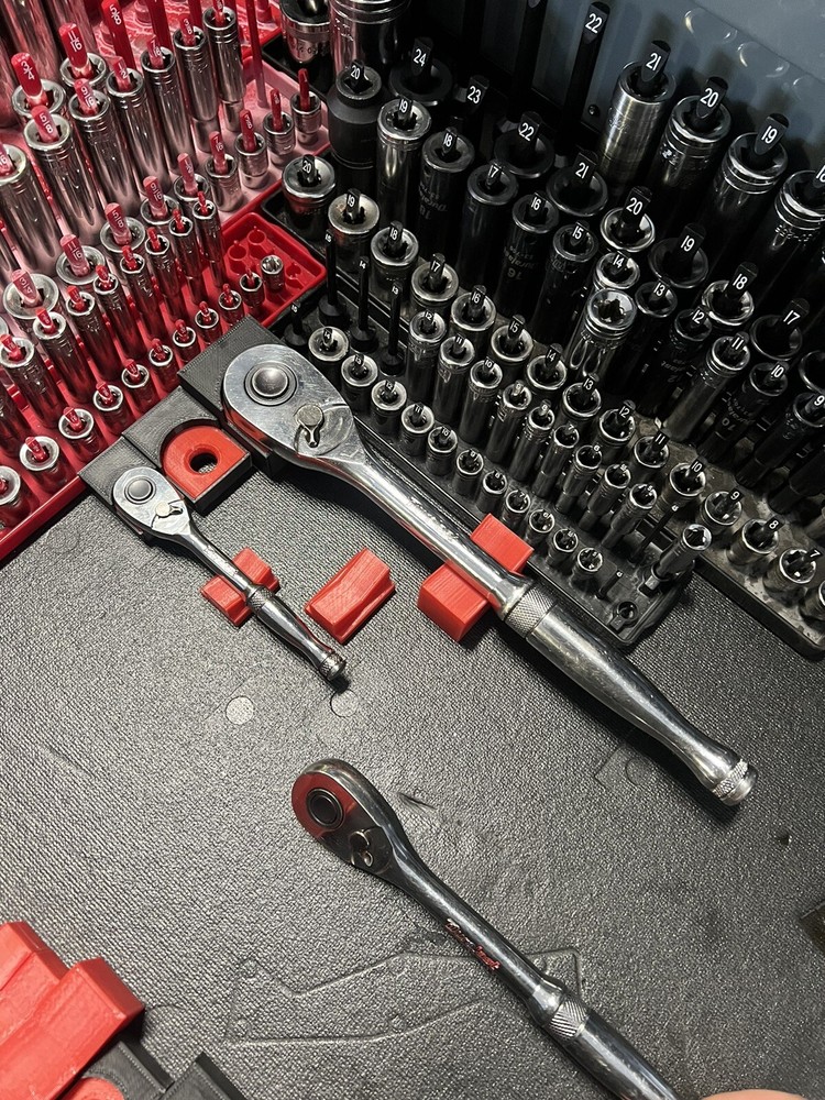 Magnetic Base Ratchet Organizer