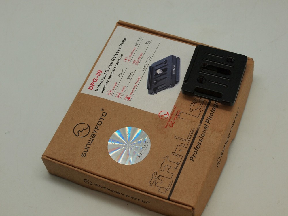 Sunwayfoto DPG-39 Universal Quick Release Plate