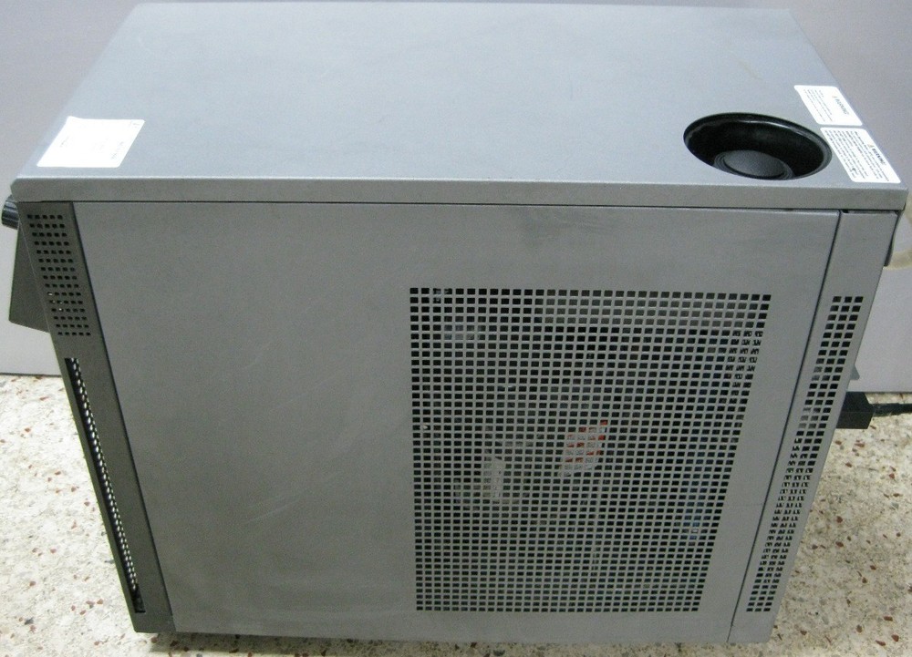 POLY SCIENCE WHISPER COOL ENVIRONMENTAL CONTROL CIRCULATING CHILLER MODEl 772046