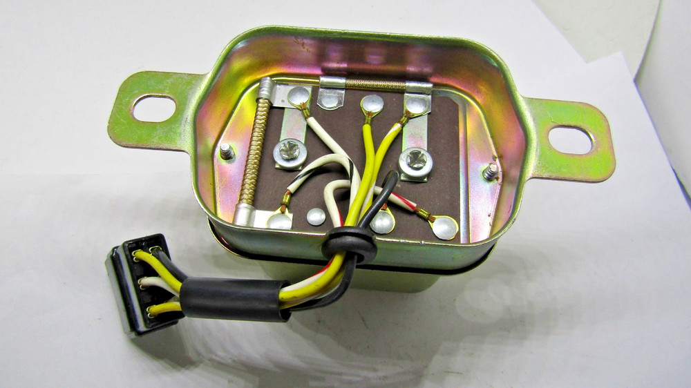 Voltage Regulator Standard VR-121