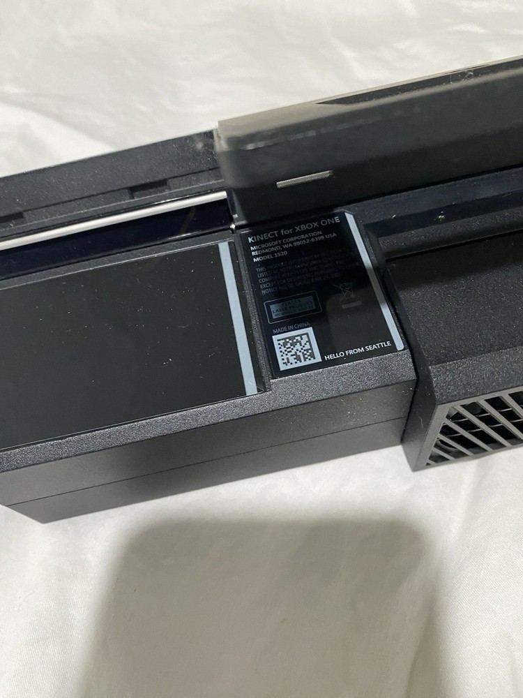 Genuine Microsoft Xbox One Kinect Sensor Official OEM Black Model 1520