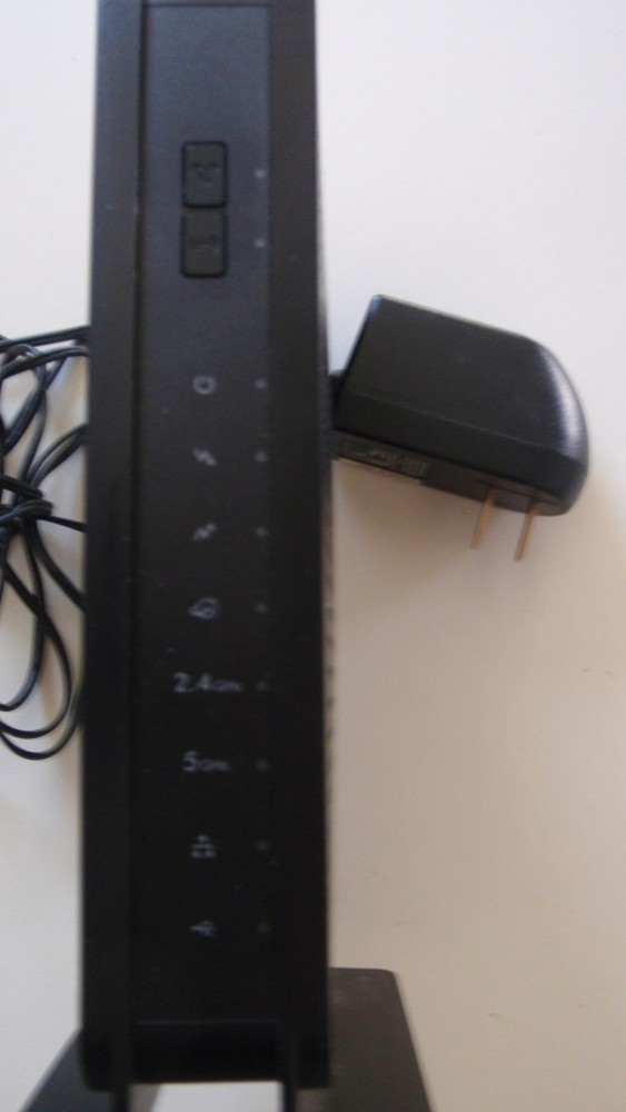 Neatgear c3700 N600 modem Router