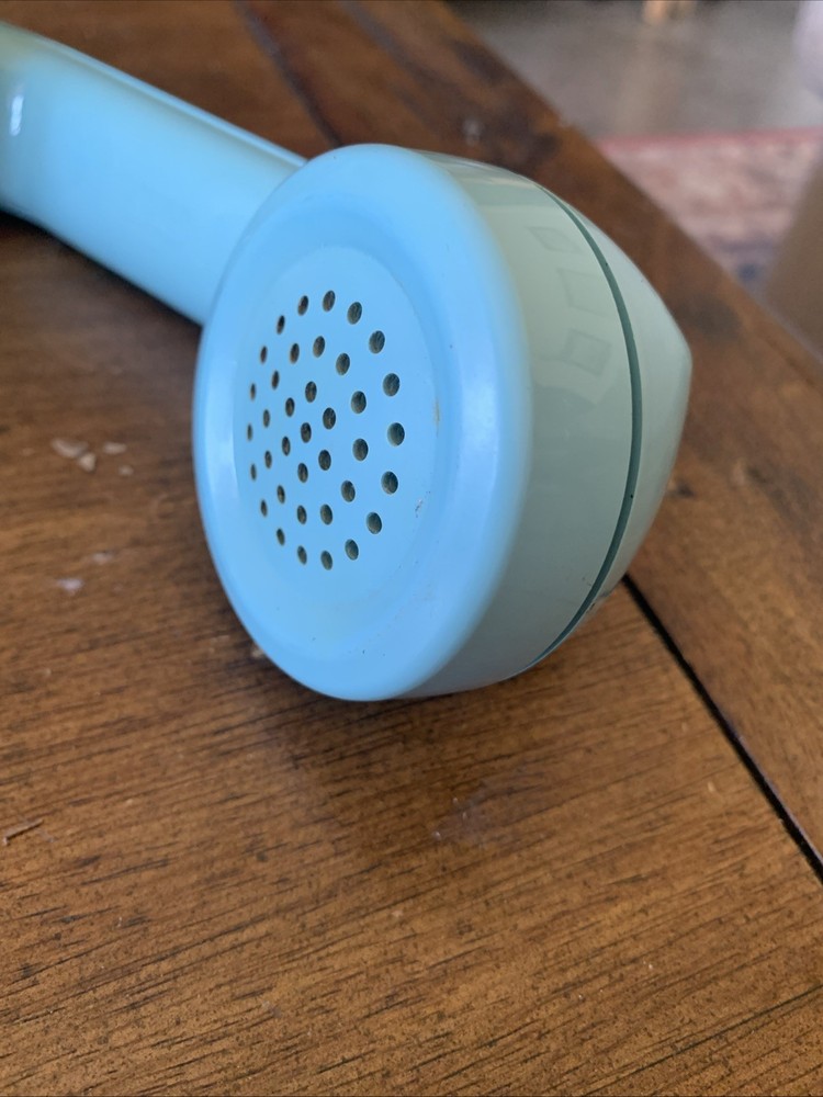 VTG ITT Aqua Turquoise Wall Phone Push Button Circa 1986 Untested- No Cable