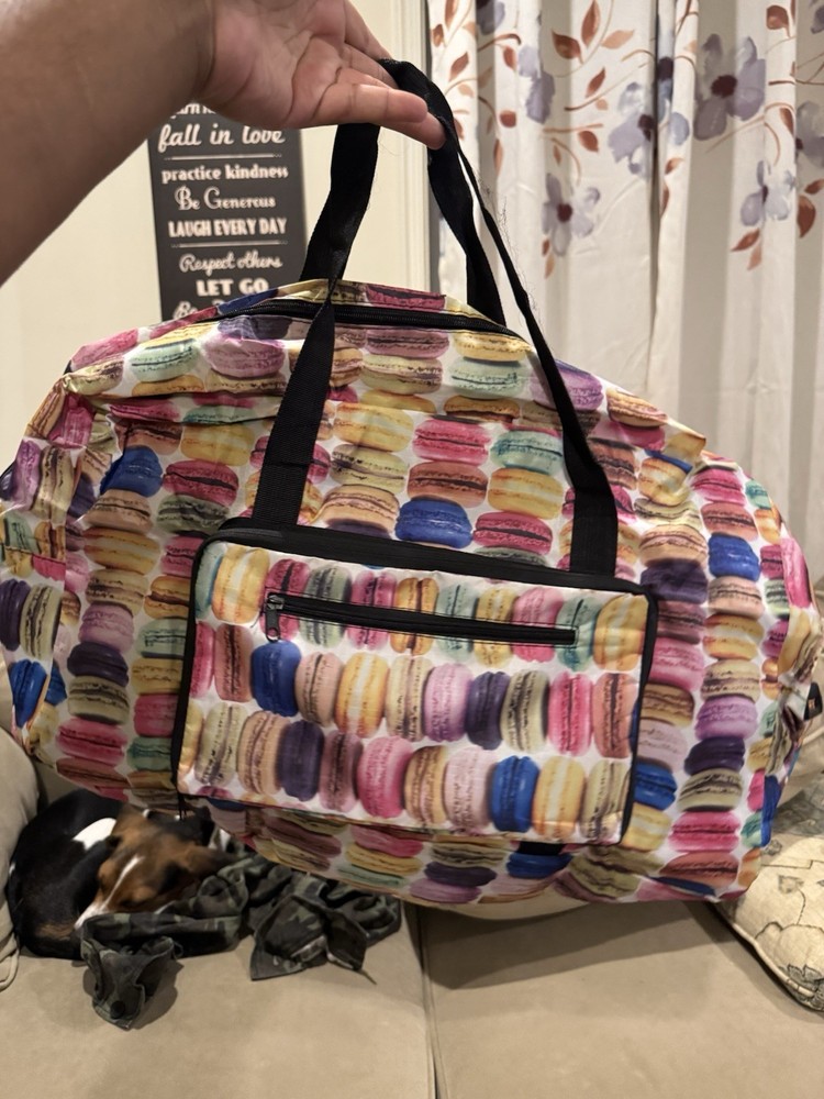 Macaron Print Dufflebag
