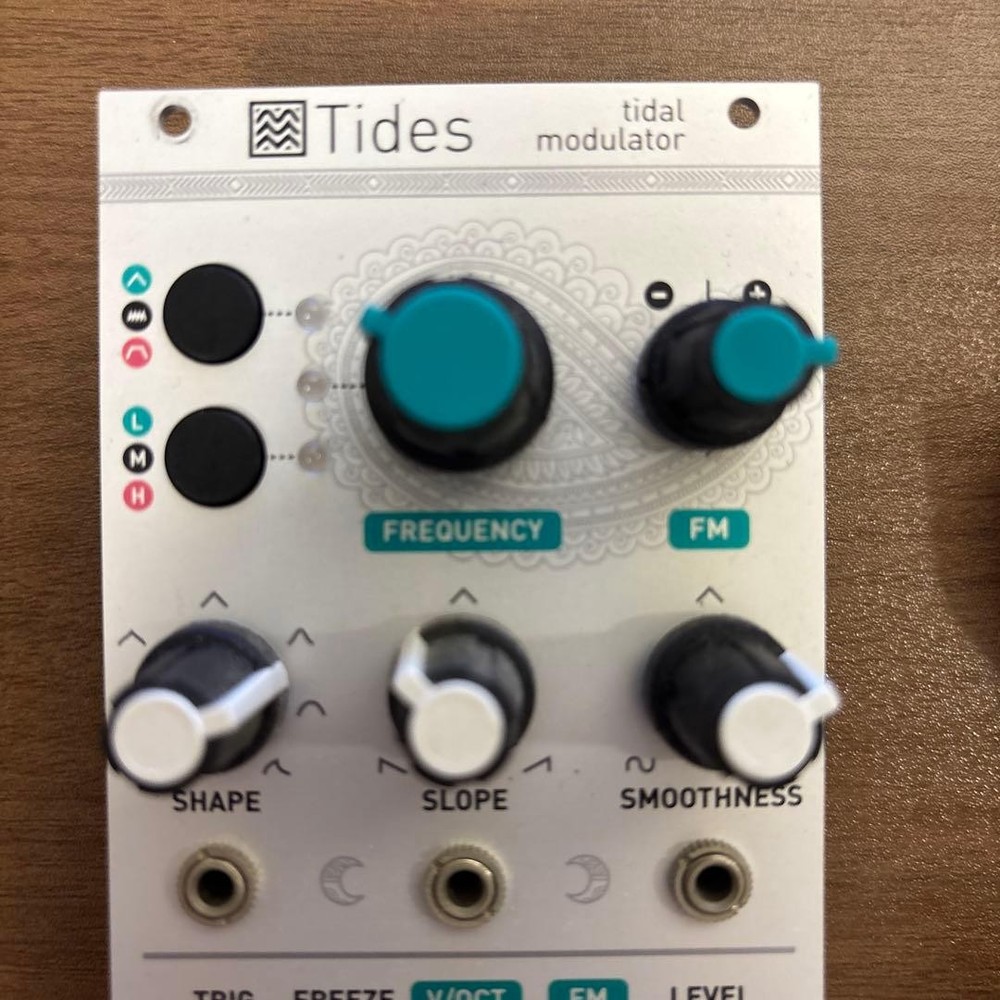 Mutable Instruments Tides mk1 modular synth 335157