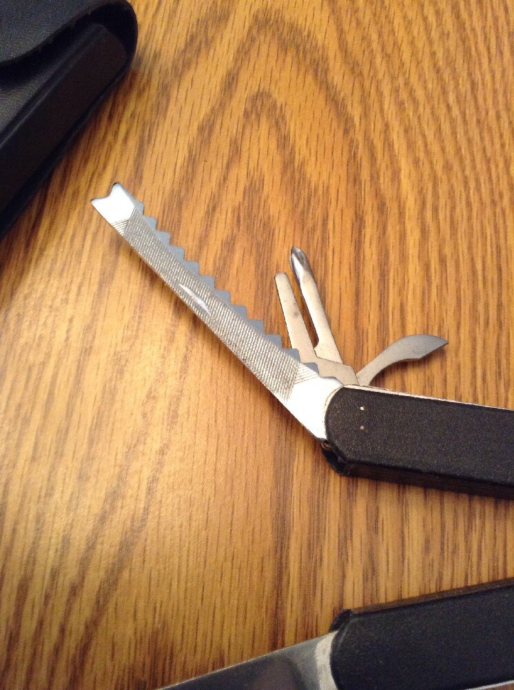 COLLECTIBLE FINELINE STAINLESS POCKET MULTI-TOOL W/SHEATH