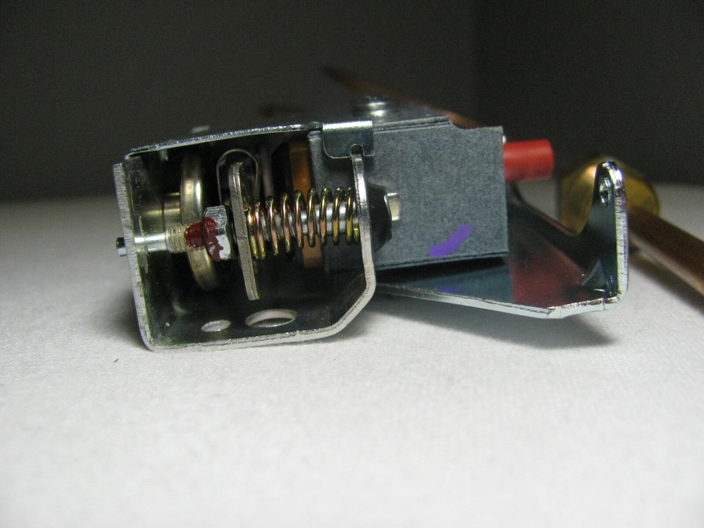 351-254480 Bulb & Capillary Thermostat | Fixed Temperature | Single Stage