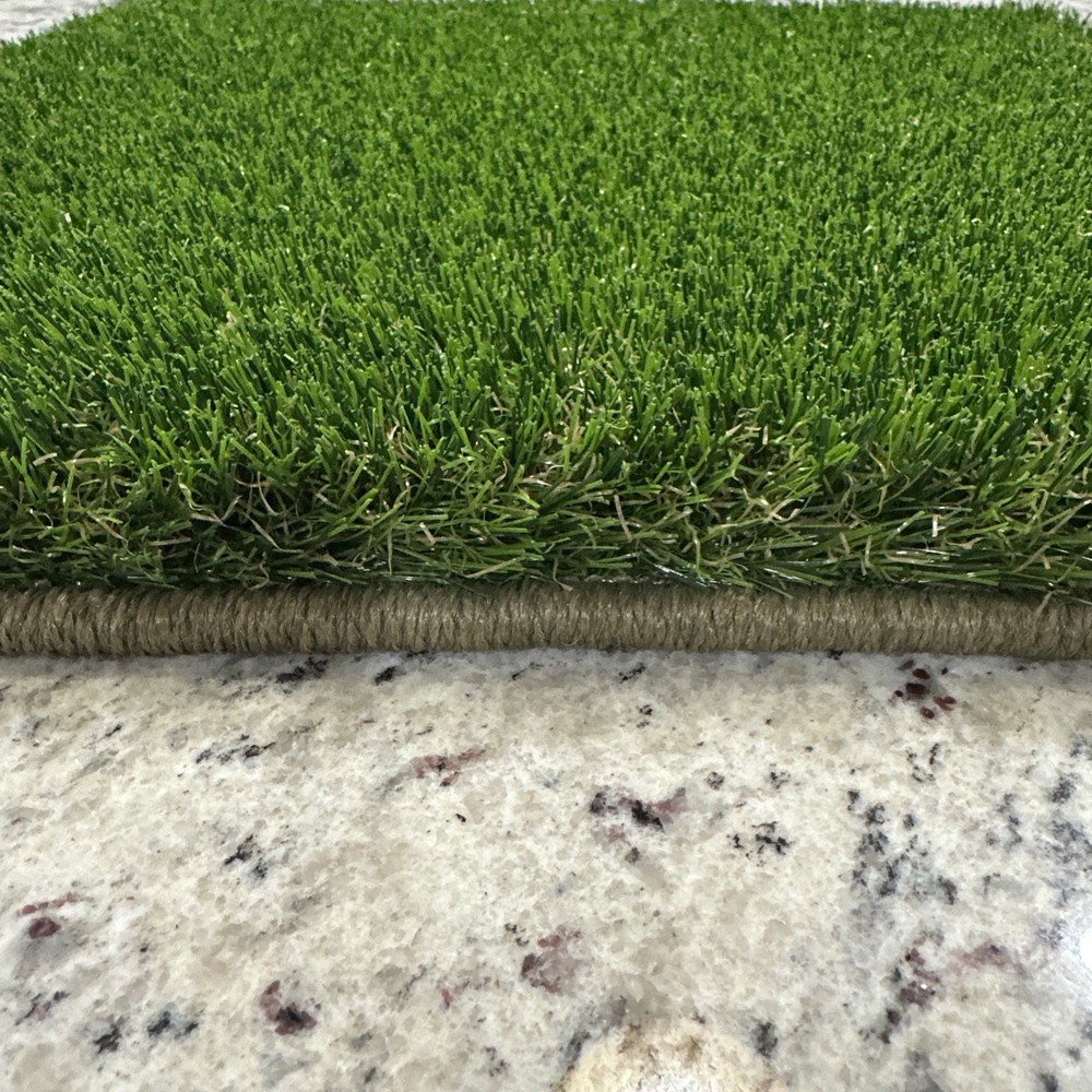 Golf Hitting Mat 18” X 18”