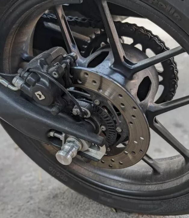 PADDOCK SWINGARM SPOOLS FIT FOR TRIUMPH SPEED 400