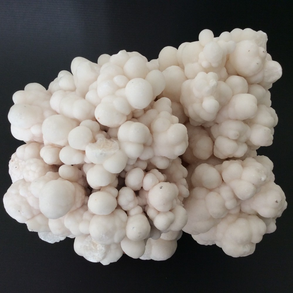 Large aragonite cluster - White botryoidal formation - Spain - 17.5cm/7''