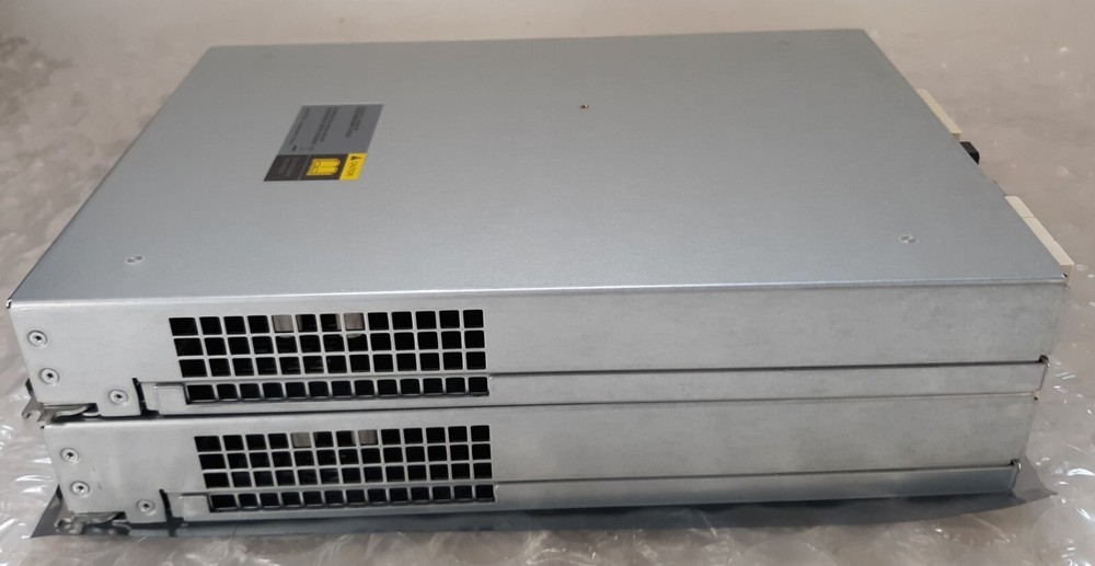 Pair of NetApp 111-00190+B1 SAS JBOD Controller