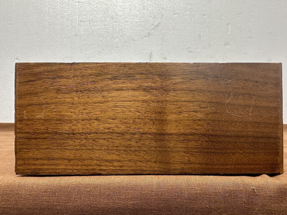 White Vintage Instruments Equalizer Model 4002 (2 counts)