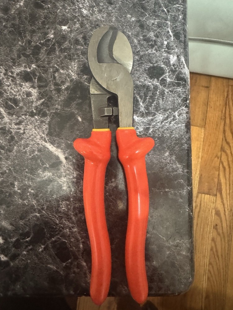 1000v Cementex P9CC Insulated Cable Cutter 9’’