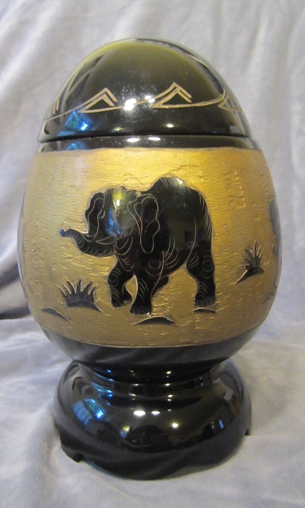 Viet Nam Lacquerware Egg-Shaped Box with Hand-Carved Elephant Design