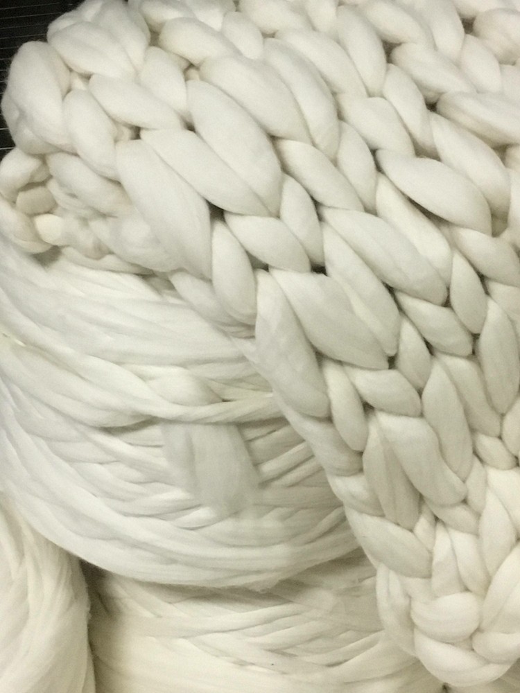 30 lb BULK Wholesale White Wool Roving, Bulk Wool Roving
