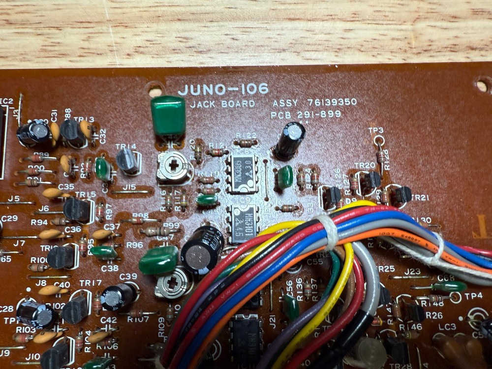 Roland Juno 106 Output Board